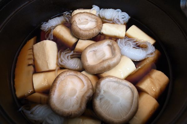 Fresh Bamboo Shoot Takenoko Gohan Yuba Bamboo Shoot Sukiyaki 竹の子ご飯、生湯葉竹の子すき焼き