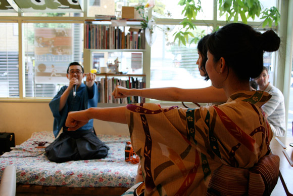Kyoto Noh Theater Kotsuzumi Drum Performer: Naoyasu Sowa 曽和尚靖