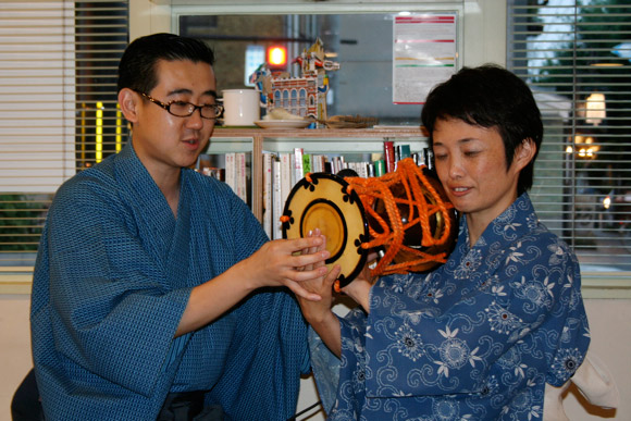 Kyoto Noh Theater Kotsuzumi Drum Performer: Naoyasu Sowa 曽和尚靖