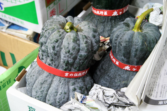 Alternative to Tokyo Tsukiji Market: Kyoto Wholesale Food Market 京都中央卸市場 Alternative to Tokyo Tsukiji Market: Kyoto Wholesale Food Market 京都中央卸市場