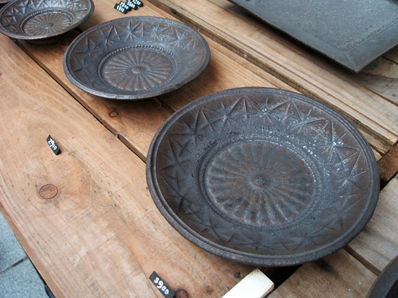 Kyoto's Gojo-Zaka Kiyomizu-yaki Pottery Festival 京都 清水焼き 五条坂 陶器まつり Kyoto's Gojo-Zaka Kiyomizu-yaki Pottery Festival 京都 清水焼き 五条坂 陶器まつり