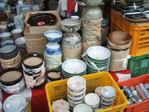 Kyoto's Gojo-Zaka Kiyomizu-yaki Pottery Festival | OpenKyoto