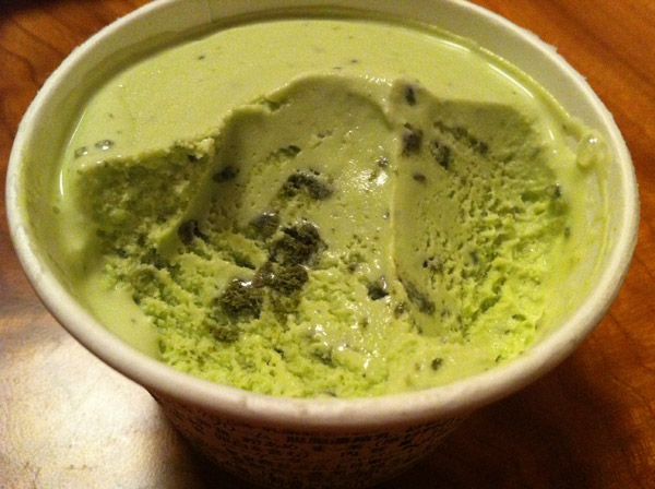 Haagen-Daz Green Tea Cookies & Cream Ice Cream 抹茶クッキー&クリーム