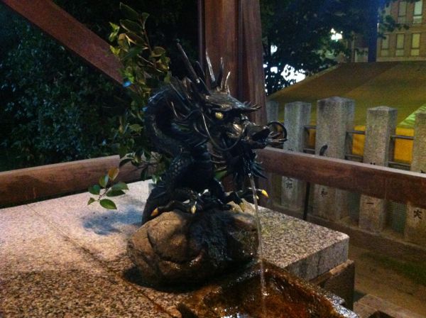 Kyoto Shrine: Demachi Myo-on Bezaiten (京都 出町 妙音弁財天)