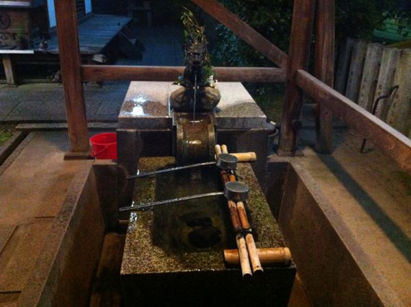Kyoto Shrine: Demachi Myo-on Bezaiten (京都 出町 妙音弁財天)
