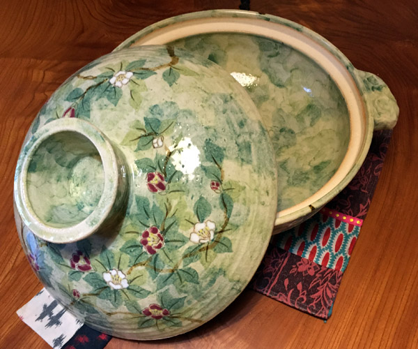 Kyoto Ceramics -- New Camellia Motif Donabe Hotpot
